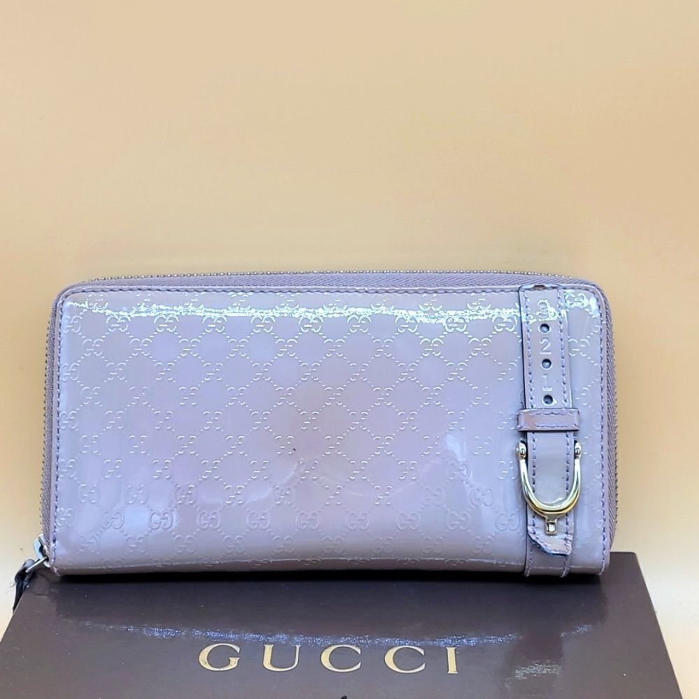 Authentic Gucci GG Monogram Wallet